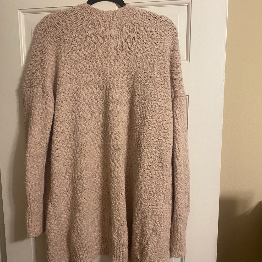 Cardigan - Picture 2 of 6